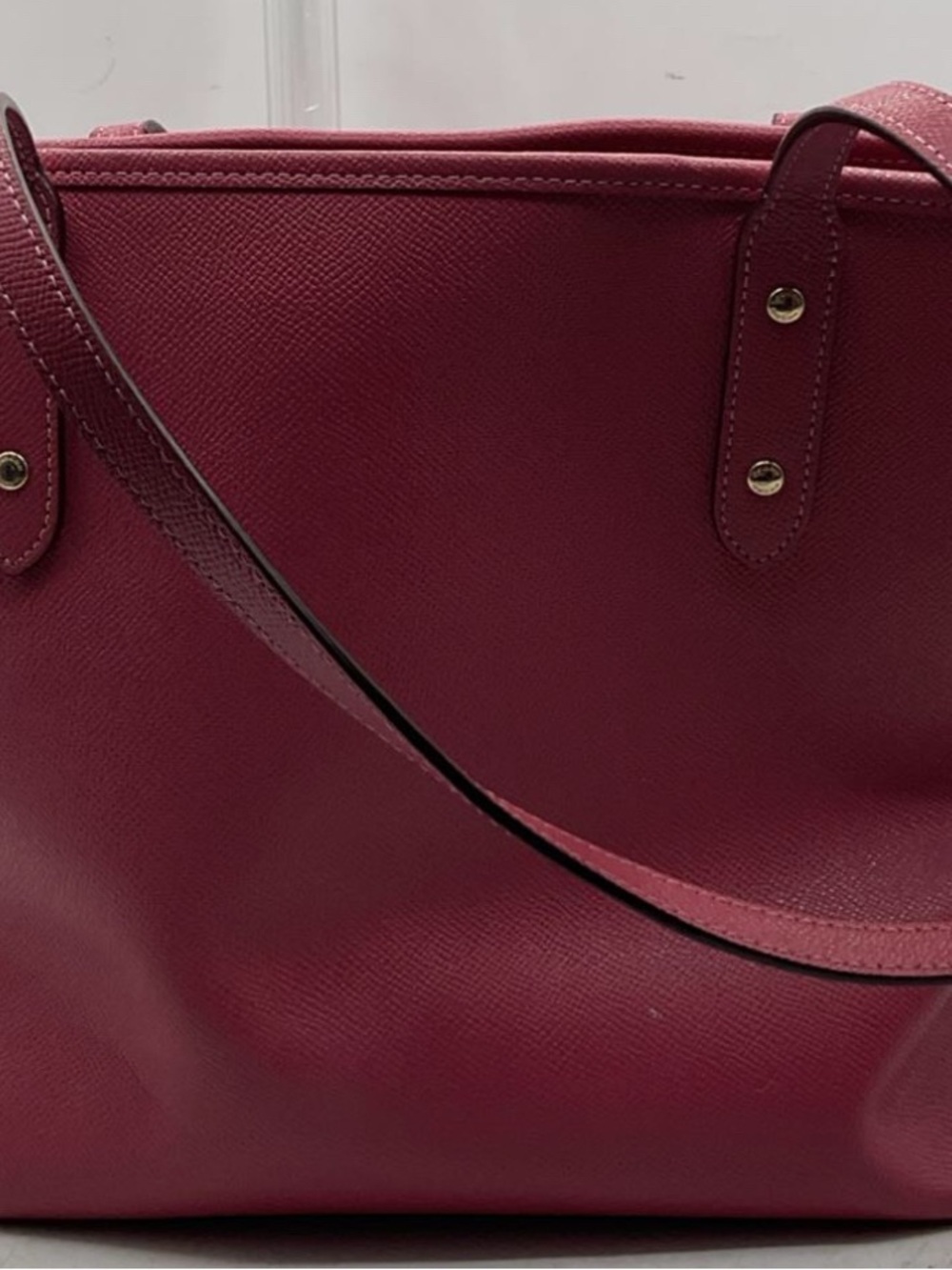 Coach Rose mauve Crossgrain Leather Tote with Gold Hardware - Picture 12 of 16